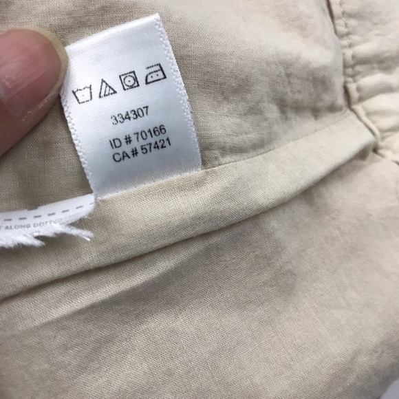 Ann Taylor Loft Embroidered Floral Short - Picture 8 of 8